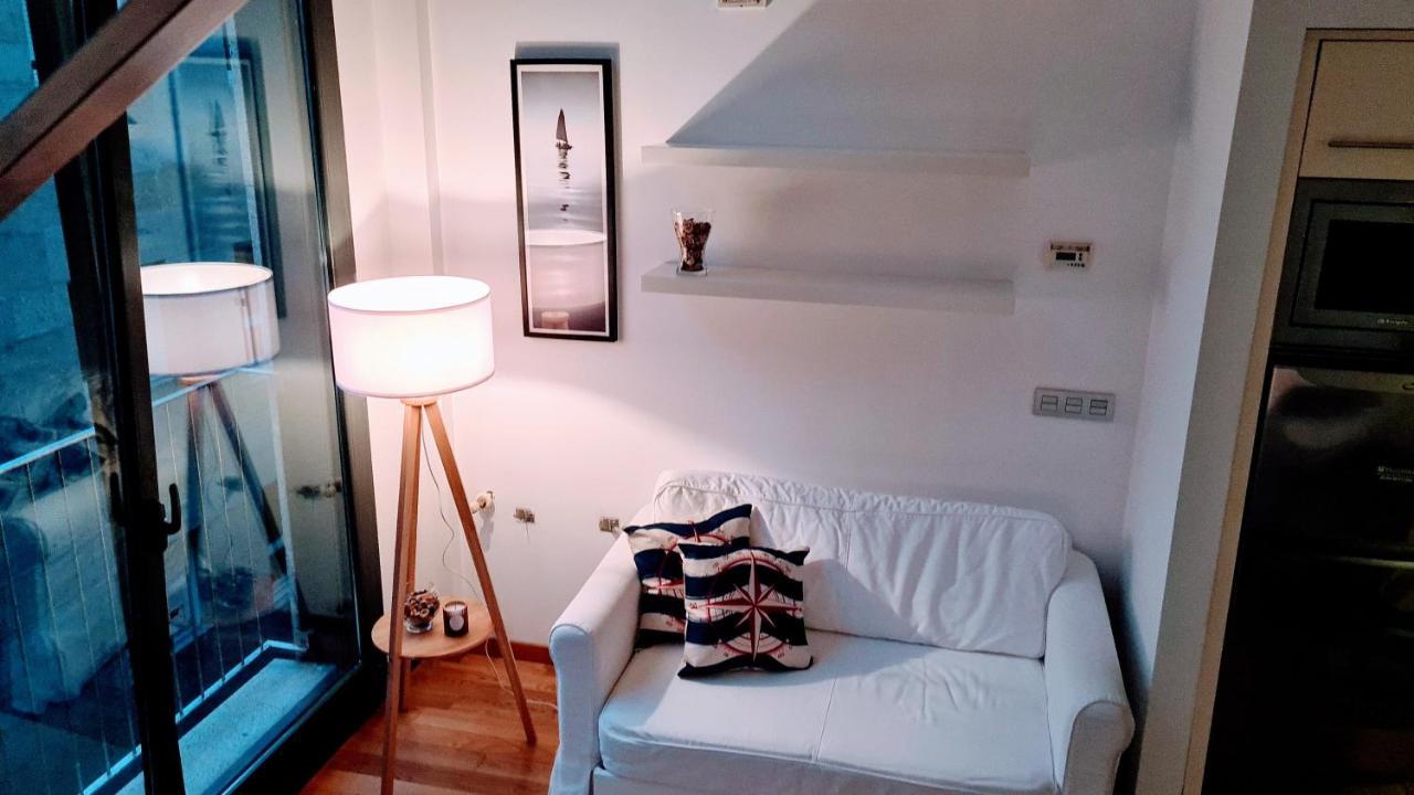 El Camarote Del Fraga Apartamento En Pleno Centro De Vigo Con Parking Bagian luar foto